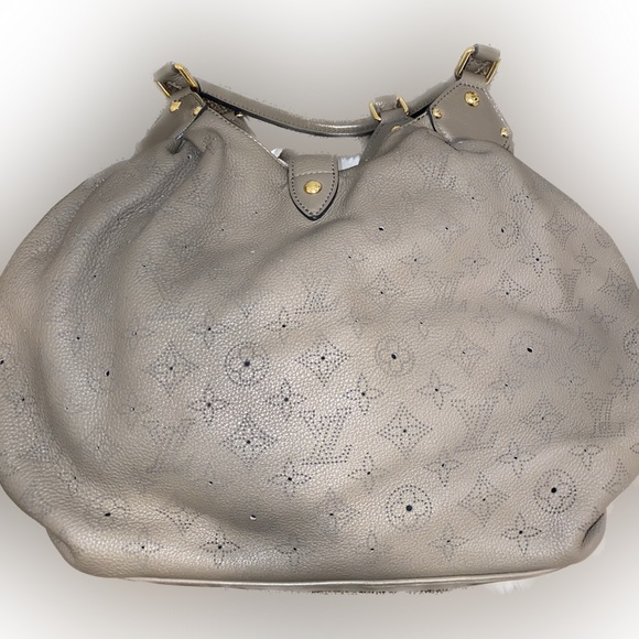 Louis Vuitton Mahina XL shoulder bag - Picture 4 of 9